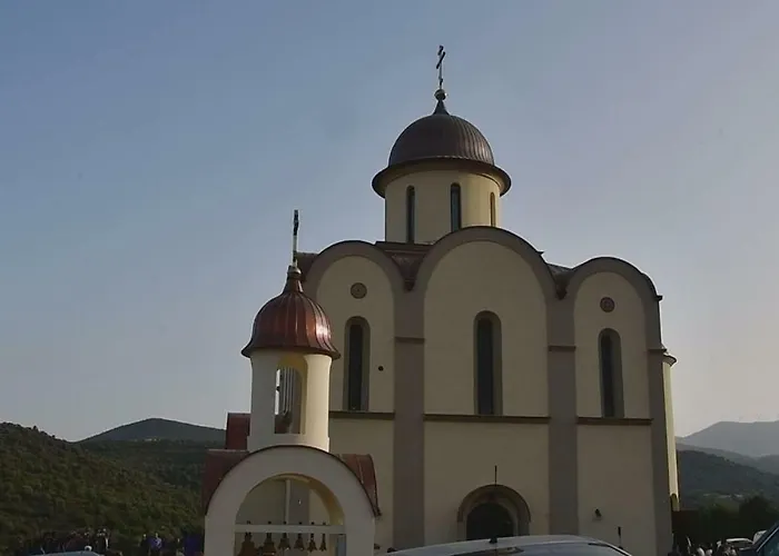 Adonia Villa